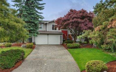 Pristine, Move-in Ready 4-Bedroom, 2.25-Bath Home with Gorgeous Park-Like Yard in Bellevue